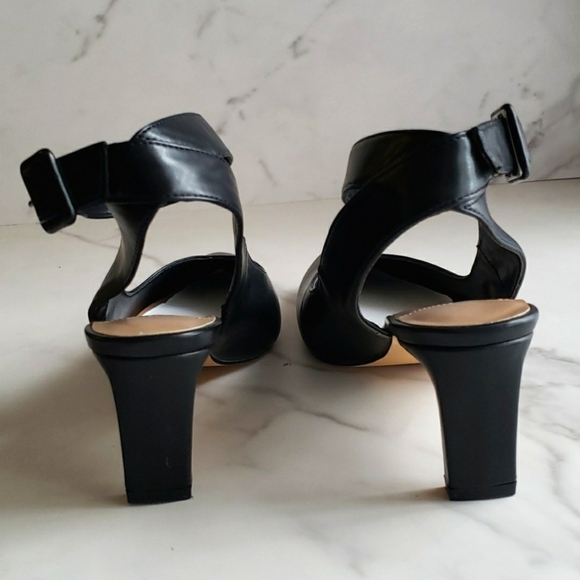 Rilista Leather Ankle Strap Pointed Toe Pumps in Black Size 8 - Picture 3 of 8